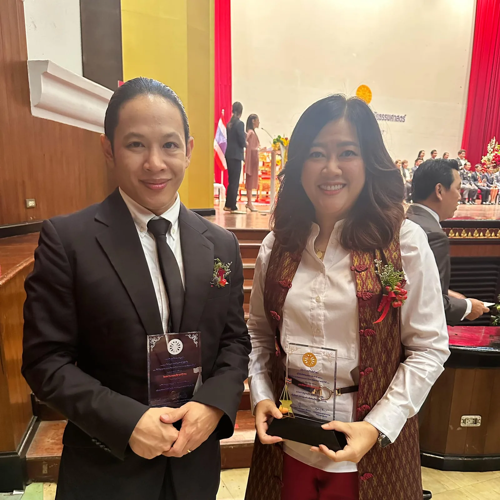 รับมอบโล่เกียรติยศ ประเภทศิษย์เก่าดีเด่น มหาวิทยาลัยธรรมศาสตร์ ประจำปี 2567 5